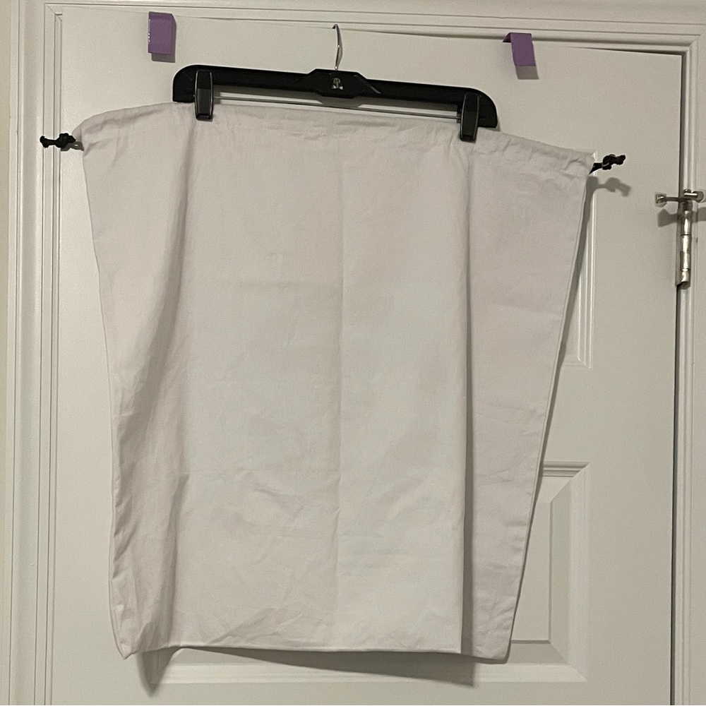 Telfar | White & Black Logo Drawstring Dust Bag Brand New, Pre Owned, Never Used - Picture 7 of 13